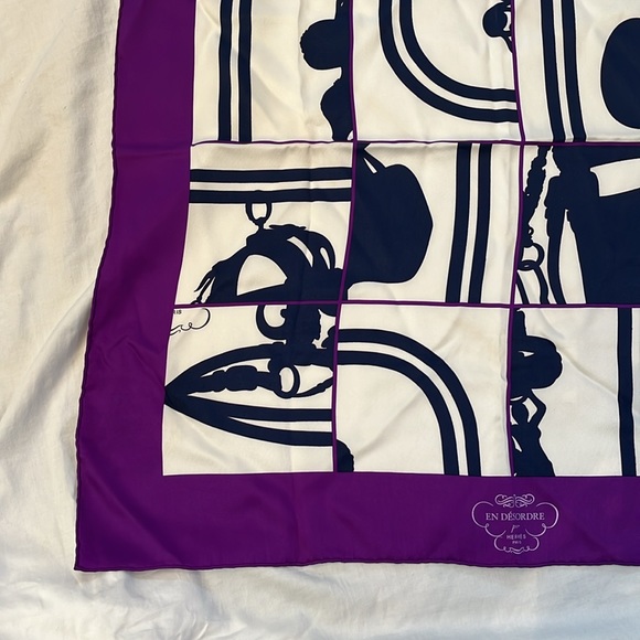Hermes Brides de Gala En Desordre silk scarf - Picture 5 of 17